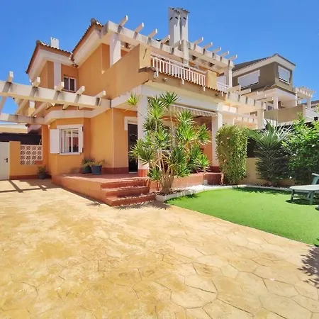 Montefaro Spacious Townhouse - & Pool Апартаменты *